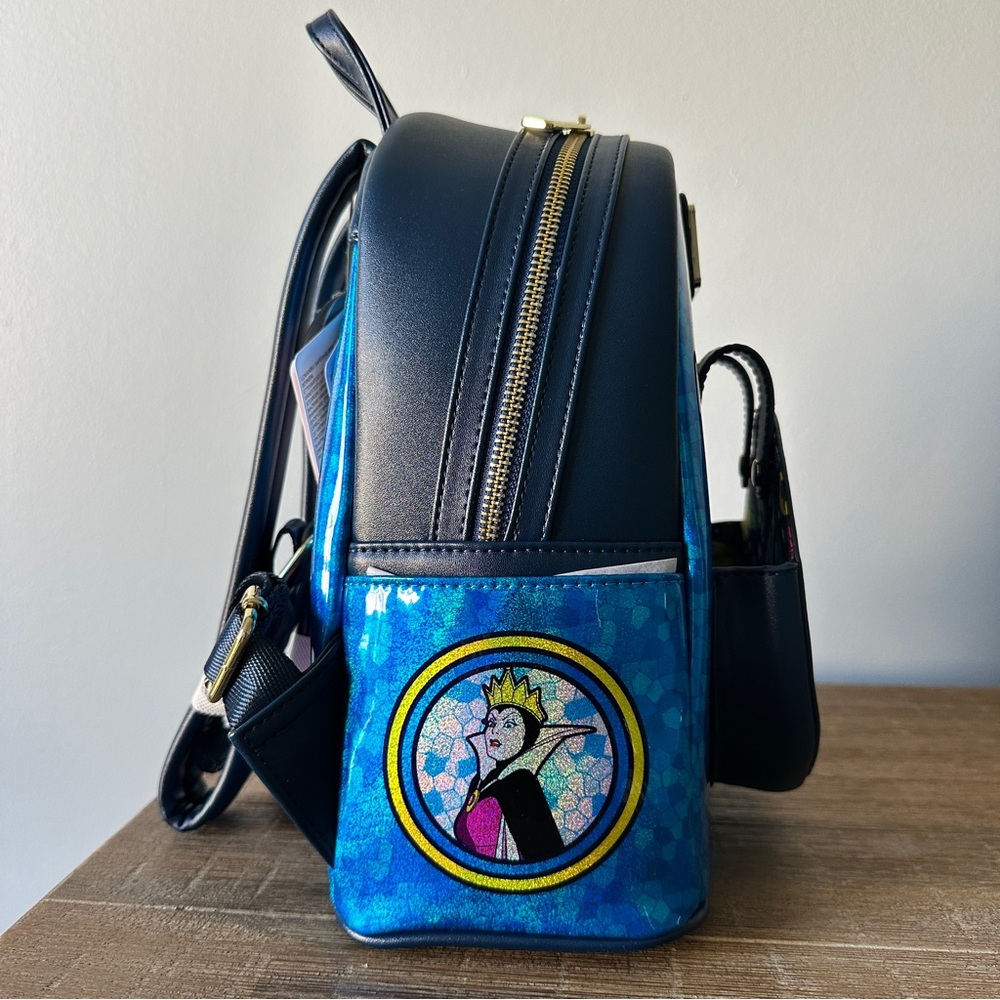 Loungefly Disney Princess Stained Glass Snow White Mini-Backpack  NWT - Picture 6 of 7